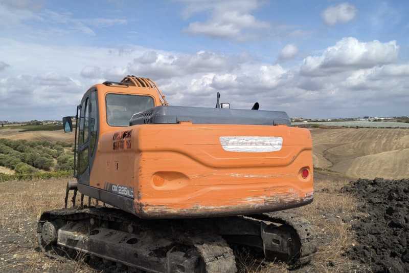 OmecoHub - Immagine DOOSAN DX225NLC